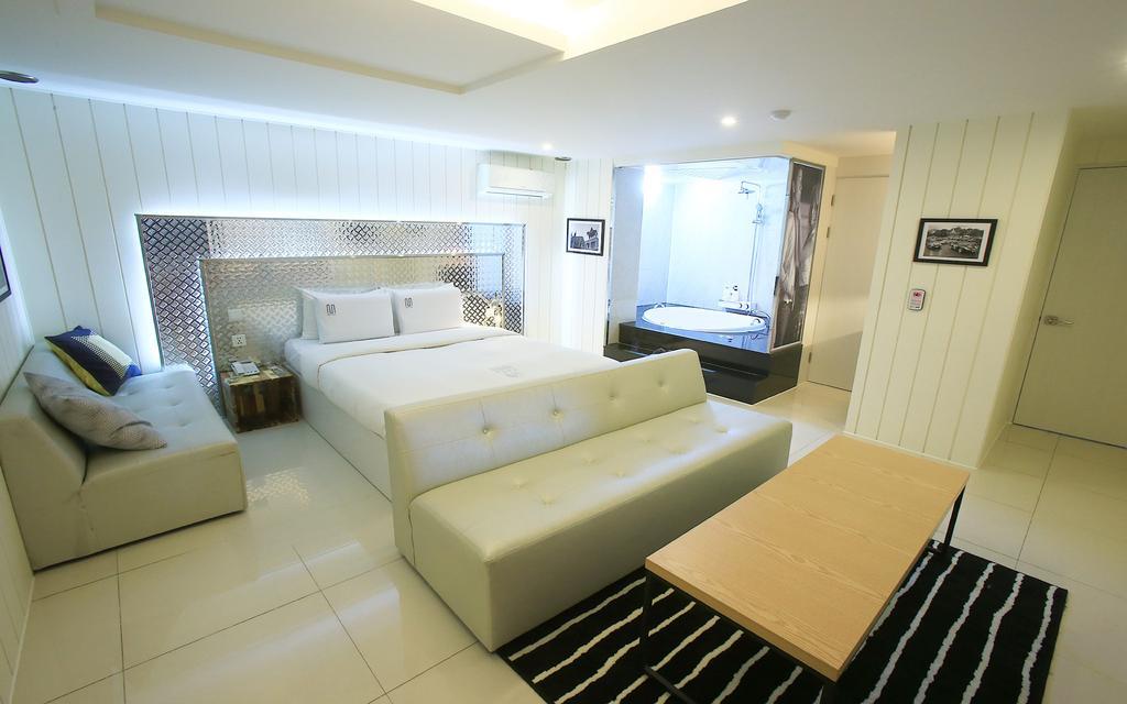 Merdi Hotel Suwon Extérieur photo