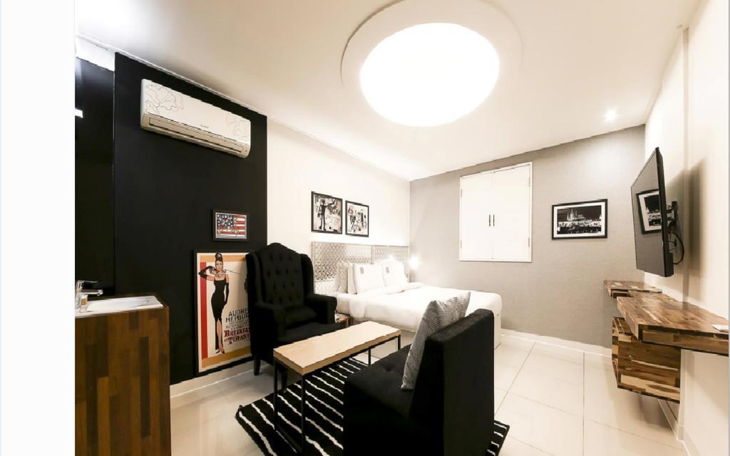 Merdi Hotel Suwon Extérieur photo