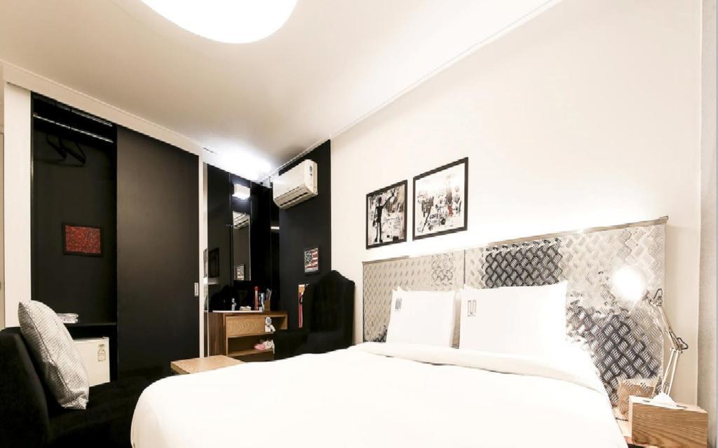 Merdi Hotel Suwon Extérieur photo
