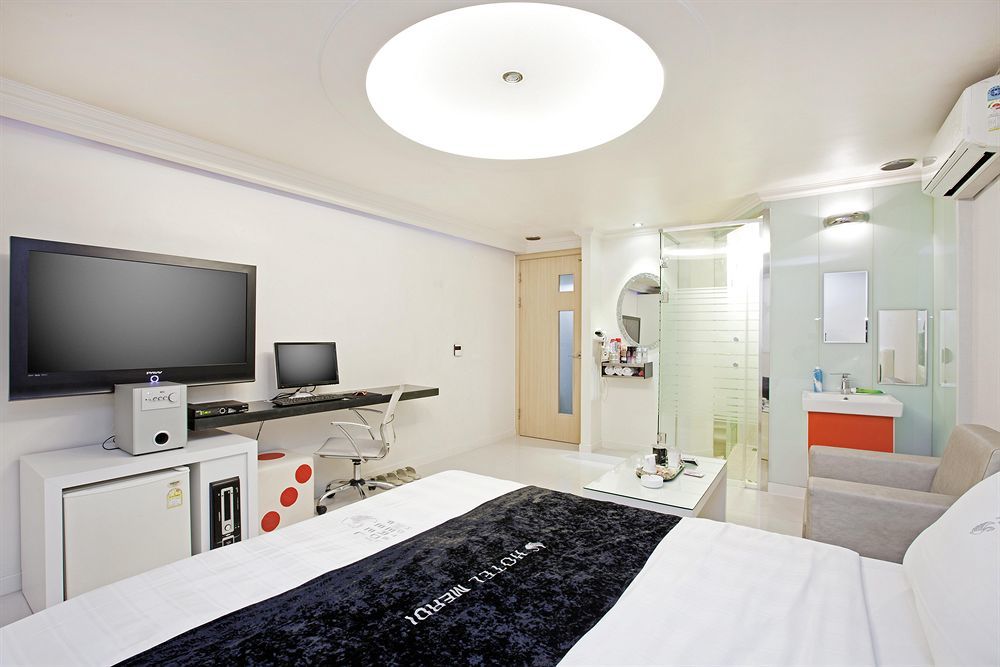 Merdi Hotel Suwon Extérieur photo