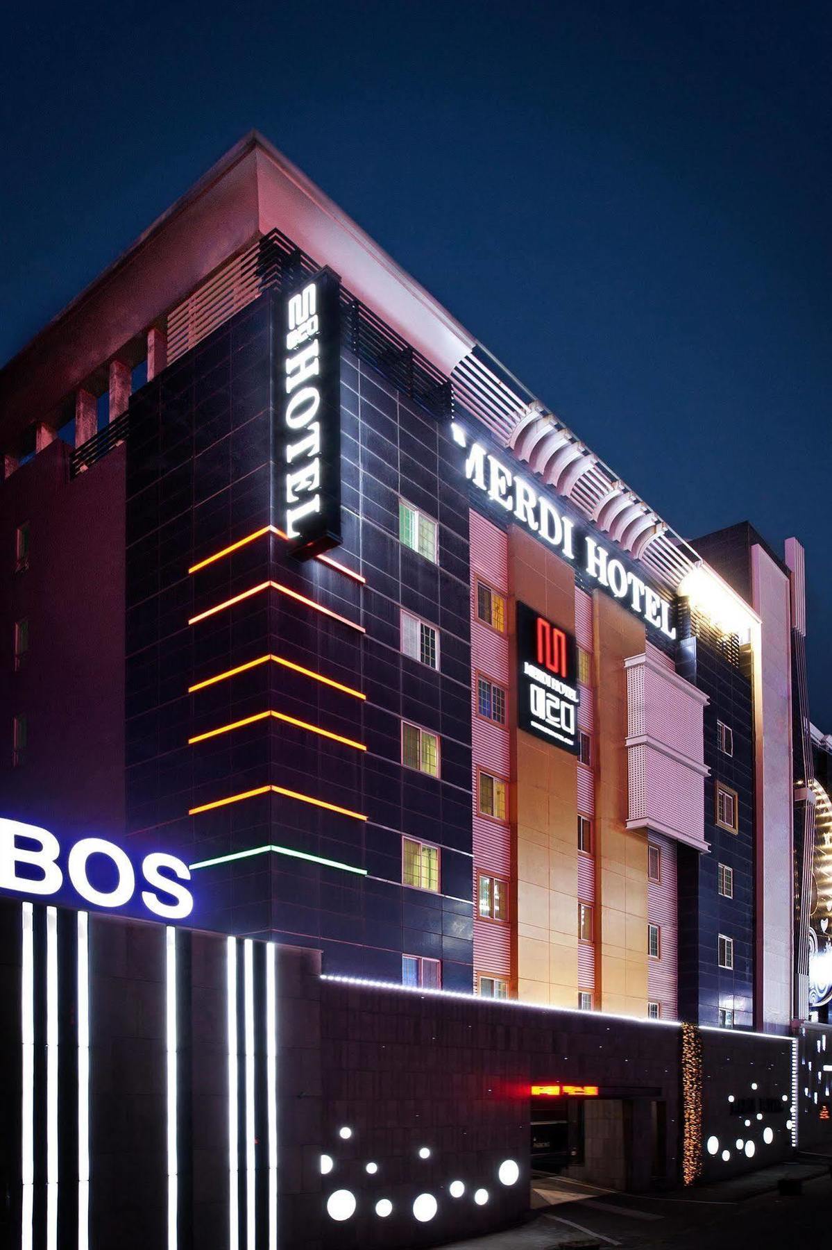 Merdi Hotel Suwon Extérieur photo