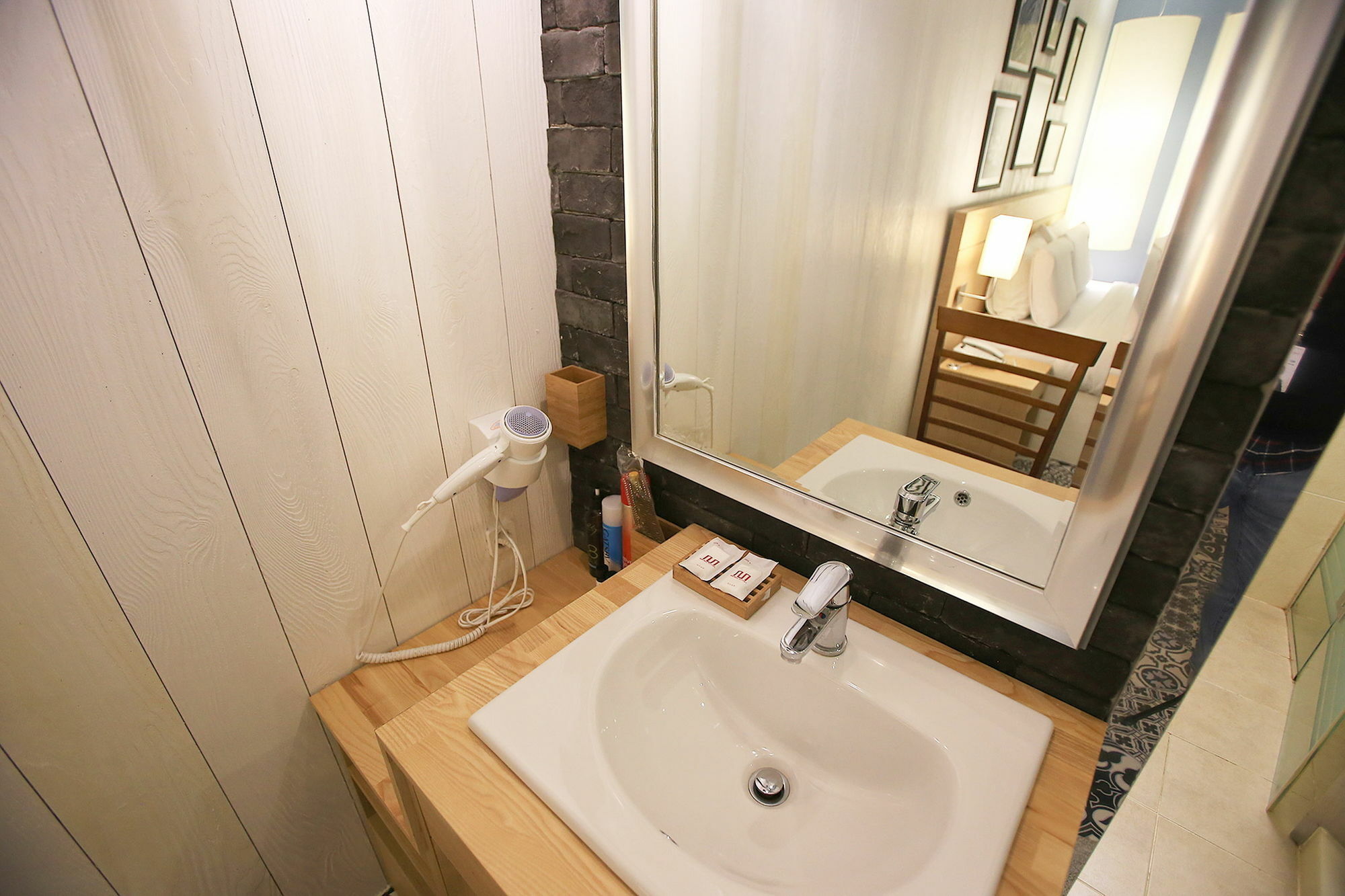 Merdi Hotel Suwon Extérieur photo